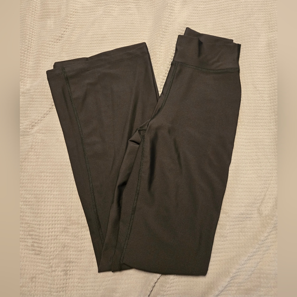 Old Navy Flared Leggings